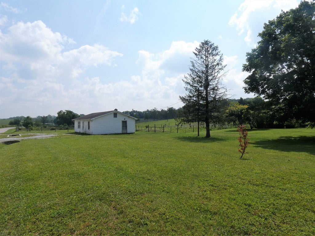 2936 Cedar Springs Road Sugar Grove, VA 24375 - Photo 40 of 47 Gallery Image 40