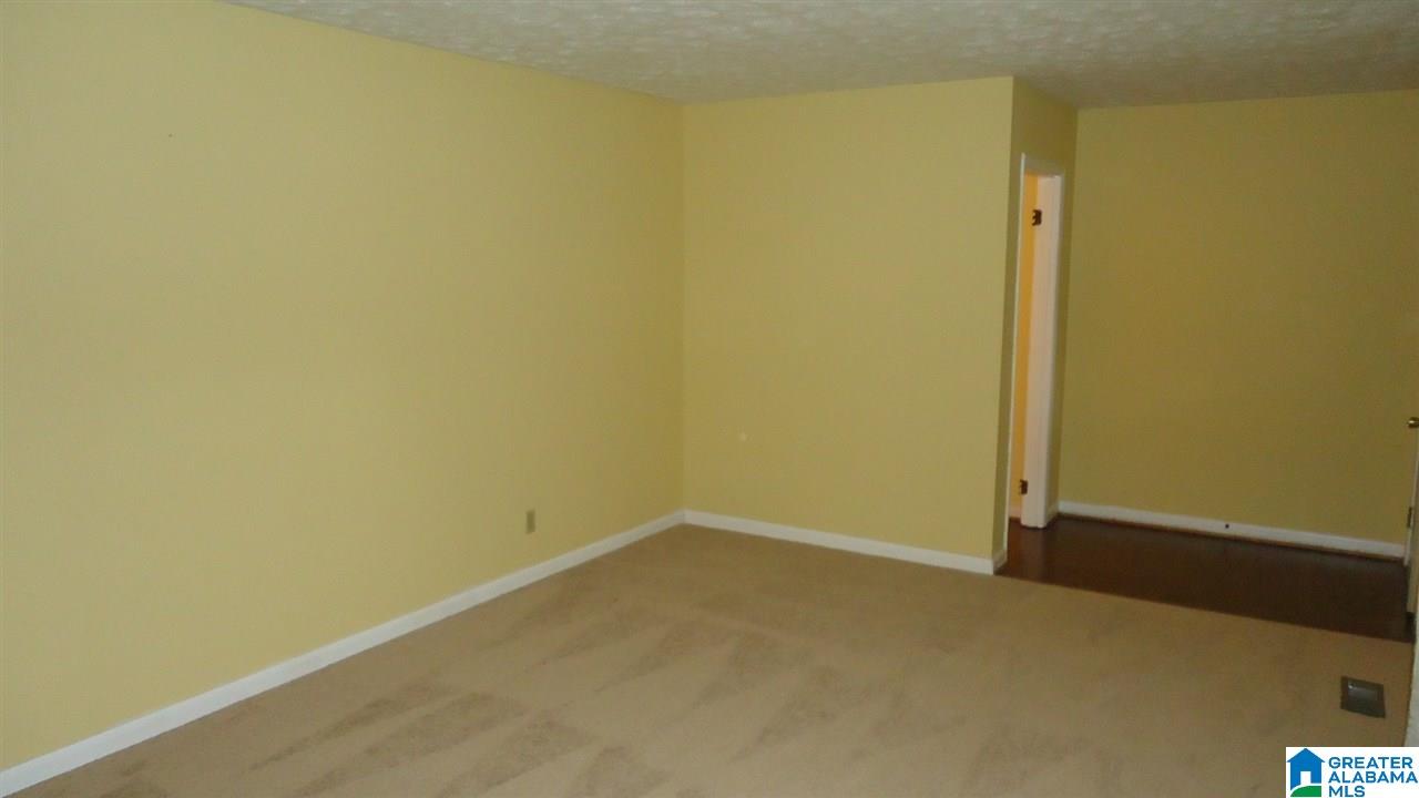 2211 Simpson Street Anniston, AL 36201 - Photo 10 of 27