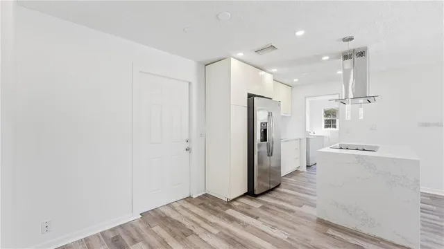 $2,000 | 4447 Ivey Court, Orlando, FL 32811