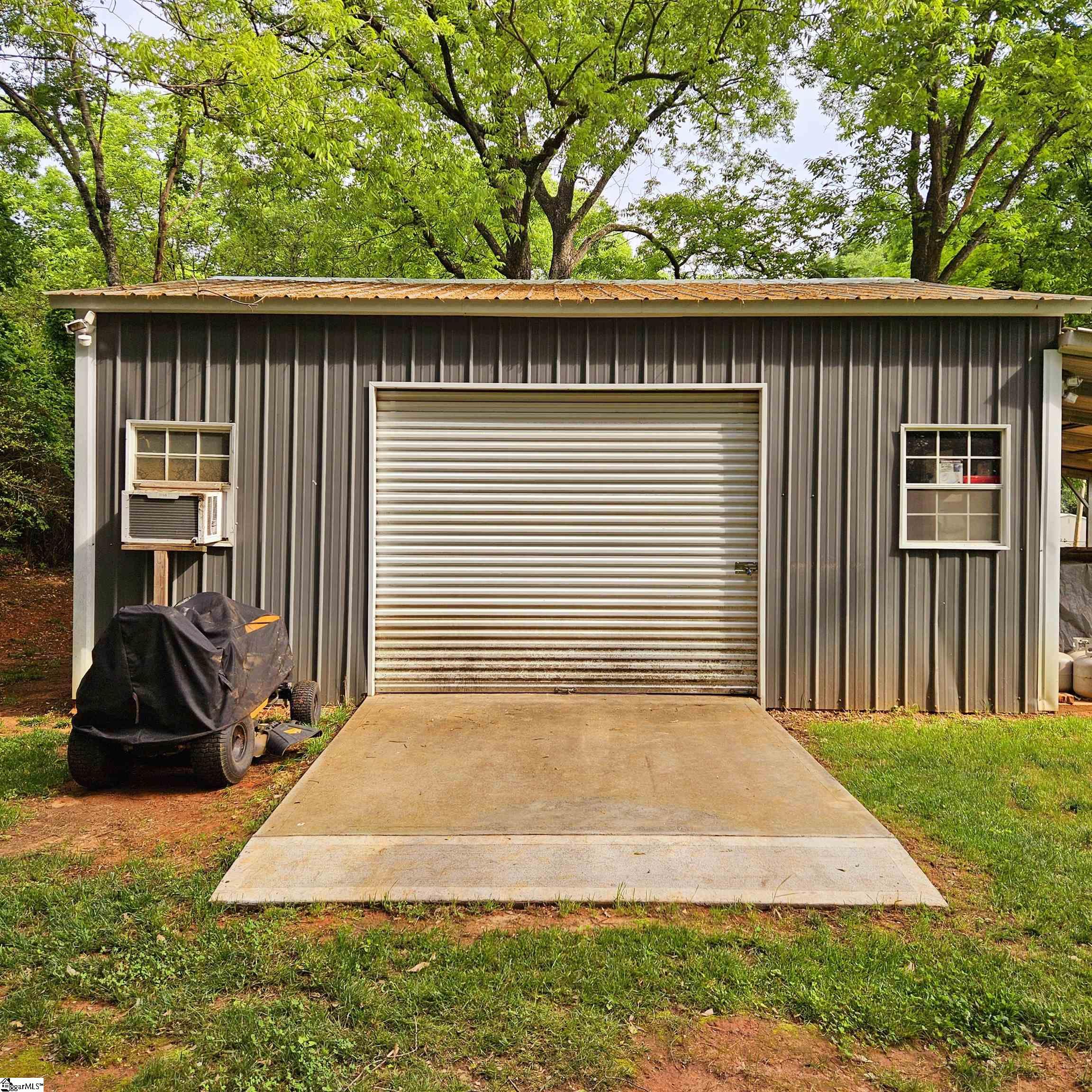 226 Mark Street Easley, SC 29640 - Photo 31 of 35