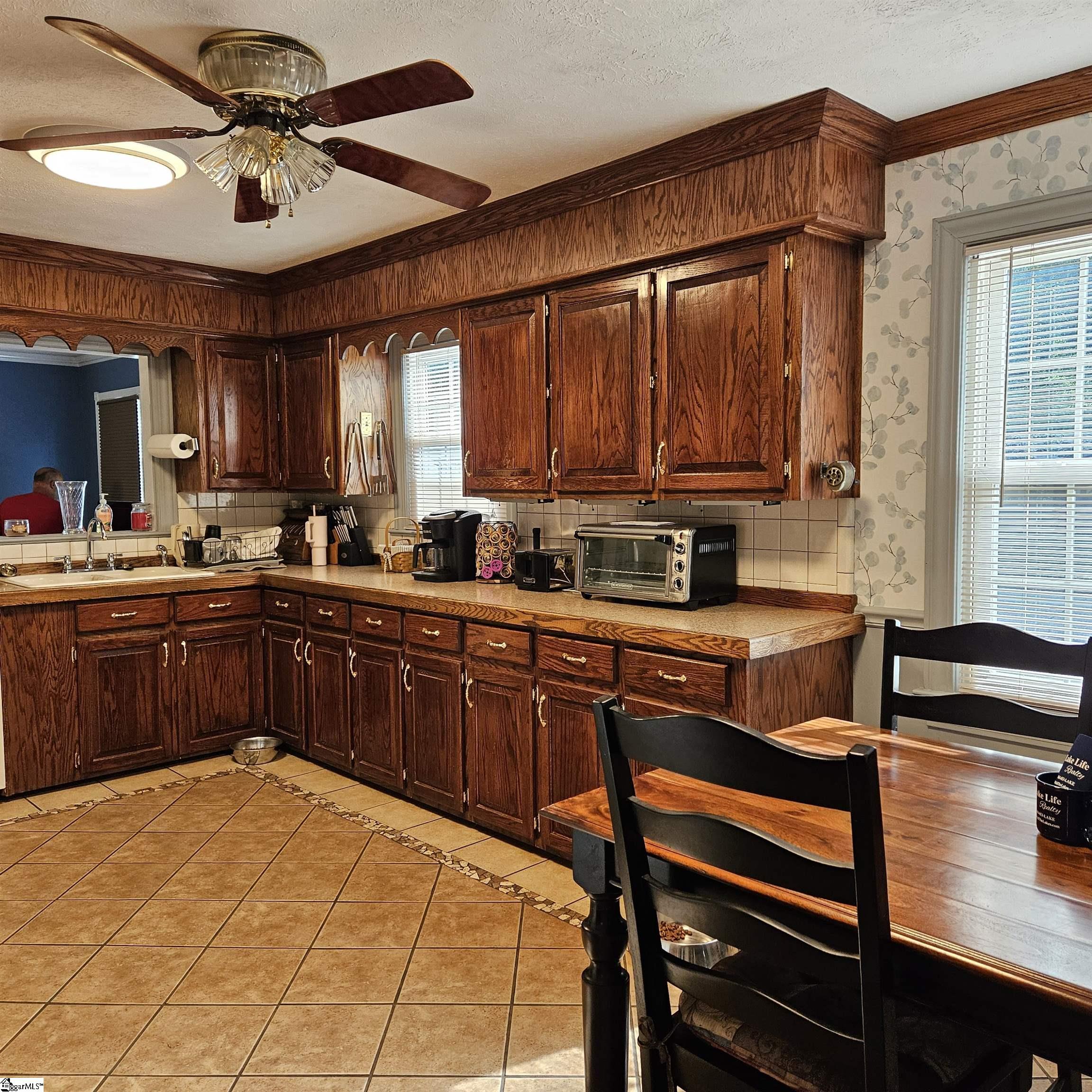 226 Mark Street Easley, SC 29640 - Photo 6 of 35