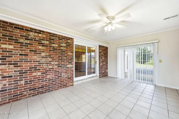 $425,000 | 806 Hiwassee Heights Drive, Johnson City, TN 37601