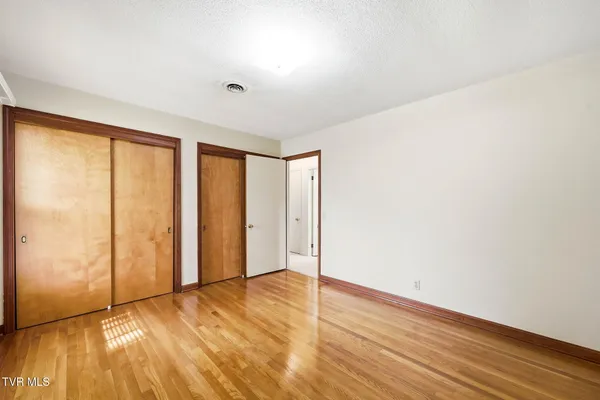 $425,000 | 806 Hiwassee Heights Drive, Johnson City, TN 37601