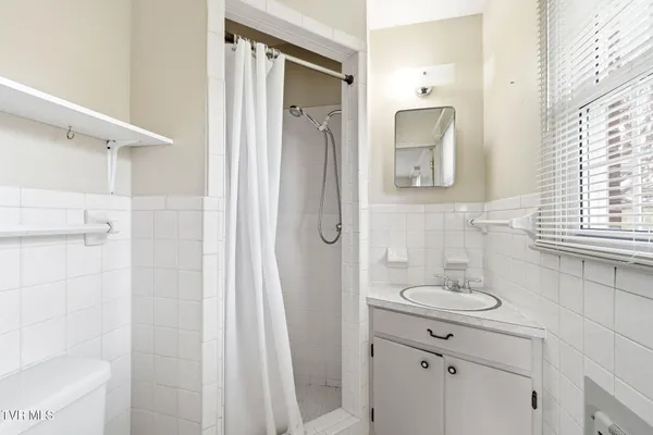 $425,000 | 806 Hiwassee Heights Drive, Johnson City, TN 37601