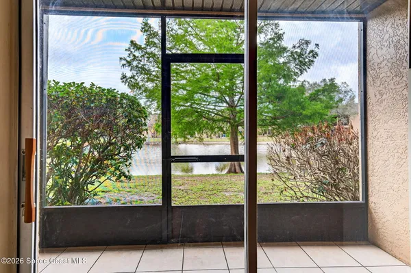 $184,900 | 240 Spring Drive, Unit 5, Merritt Island, FL 32953