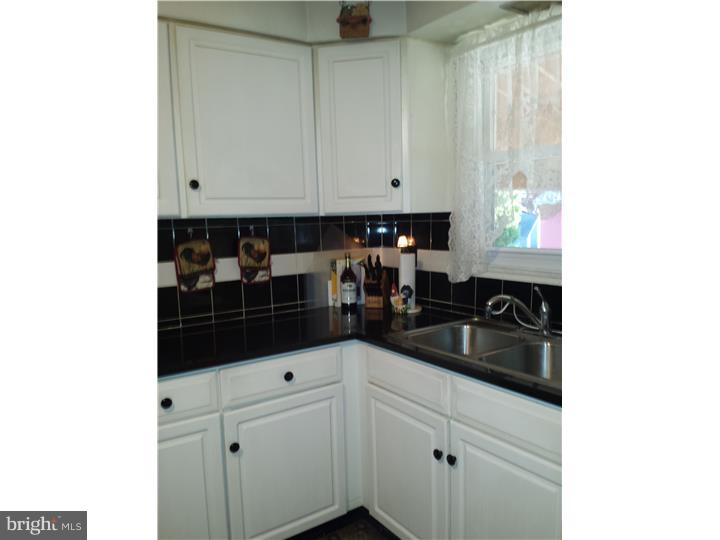 3320 Ridgeway Street Laureldale, PA 19605 - Photo 3 of 20 Gallery Image 3