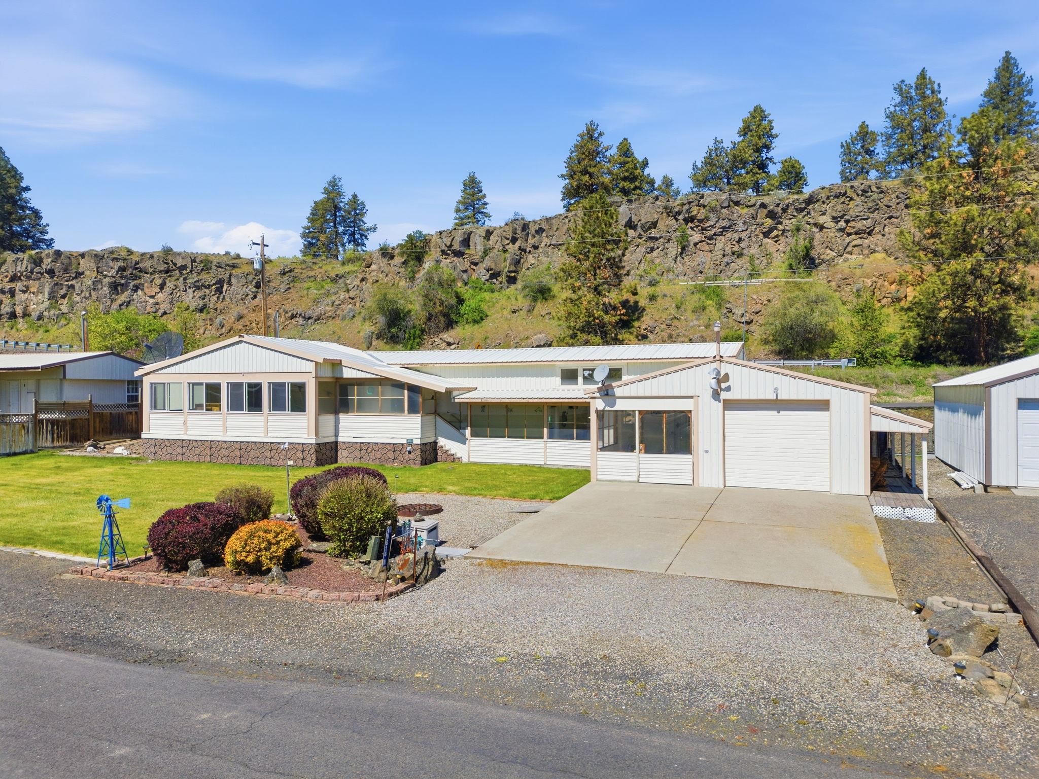 19014 West Bunker Road Cheney, WA 99004 - Photo 35 of 46