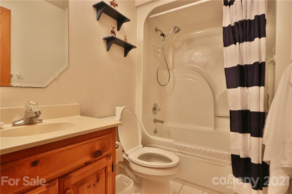 1723 Austin Little Mountain Road Ronda, NC 28670 - Photo 23 of 38 Gallery Image 23