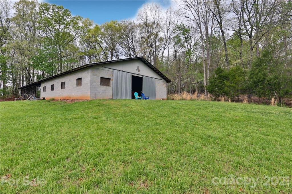1723 Austin Little Mountain Road Ronda, NC 28670 - Photo 33 of 38 Gallery Image 33