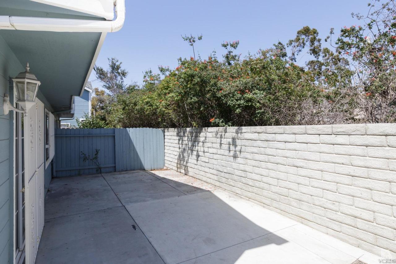 468 West Wooley Road Oxnard, CA 93030 - Photo 14 of 16 a view of a terrace