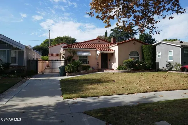 $1,325,500 | 649 North Reese Place, Burbank, CA 91506