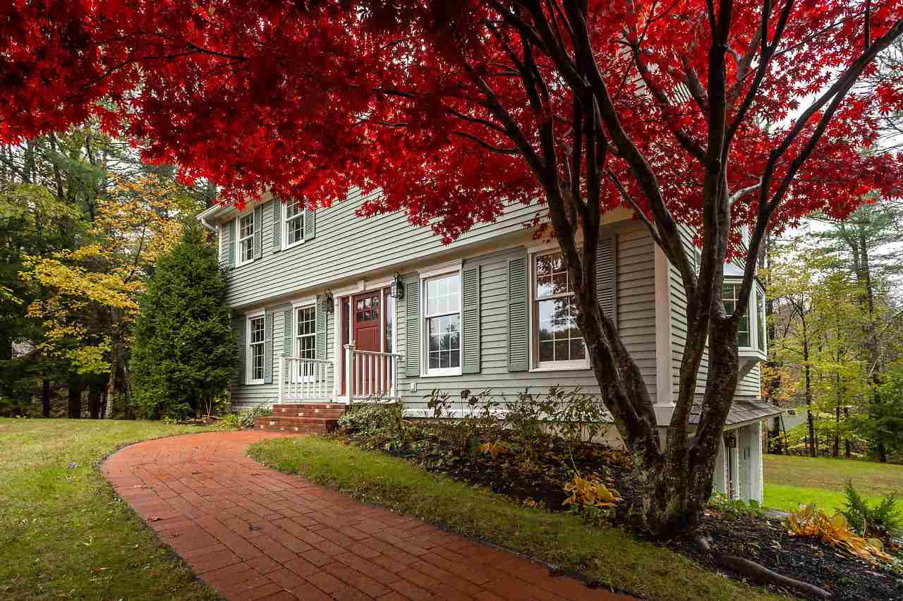 239 Rollingwood Road Eliot, ME 03903 - Photo 4 of 35 Gallery Image 4