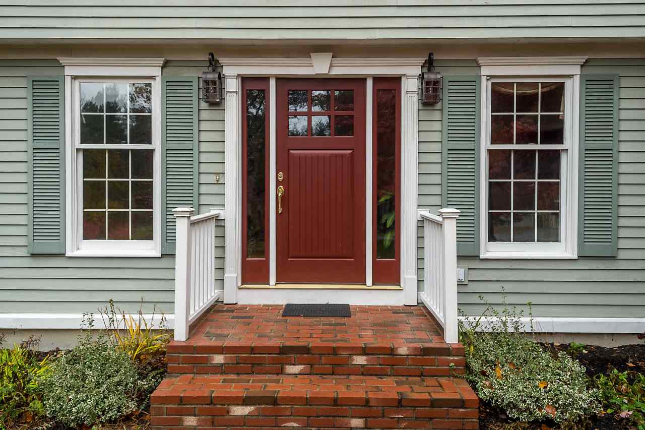239 Rollingwood Road Eliot, ME 03903 - Photo 8 of 35 Gallery Image 8