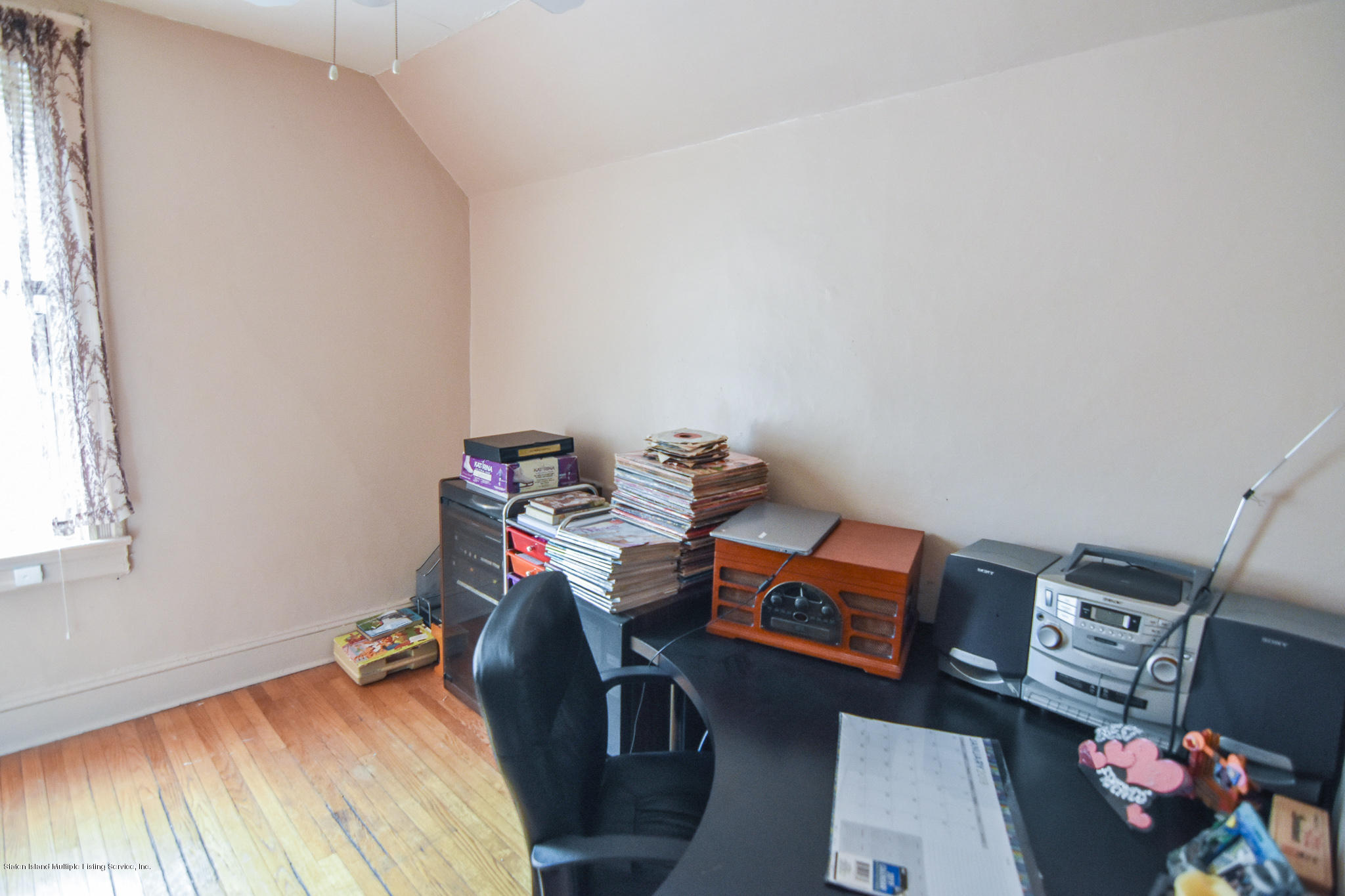 28 Fingerboard Road Staten Island, NY 10305 - Photo 13 of 25 Bedroom