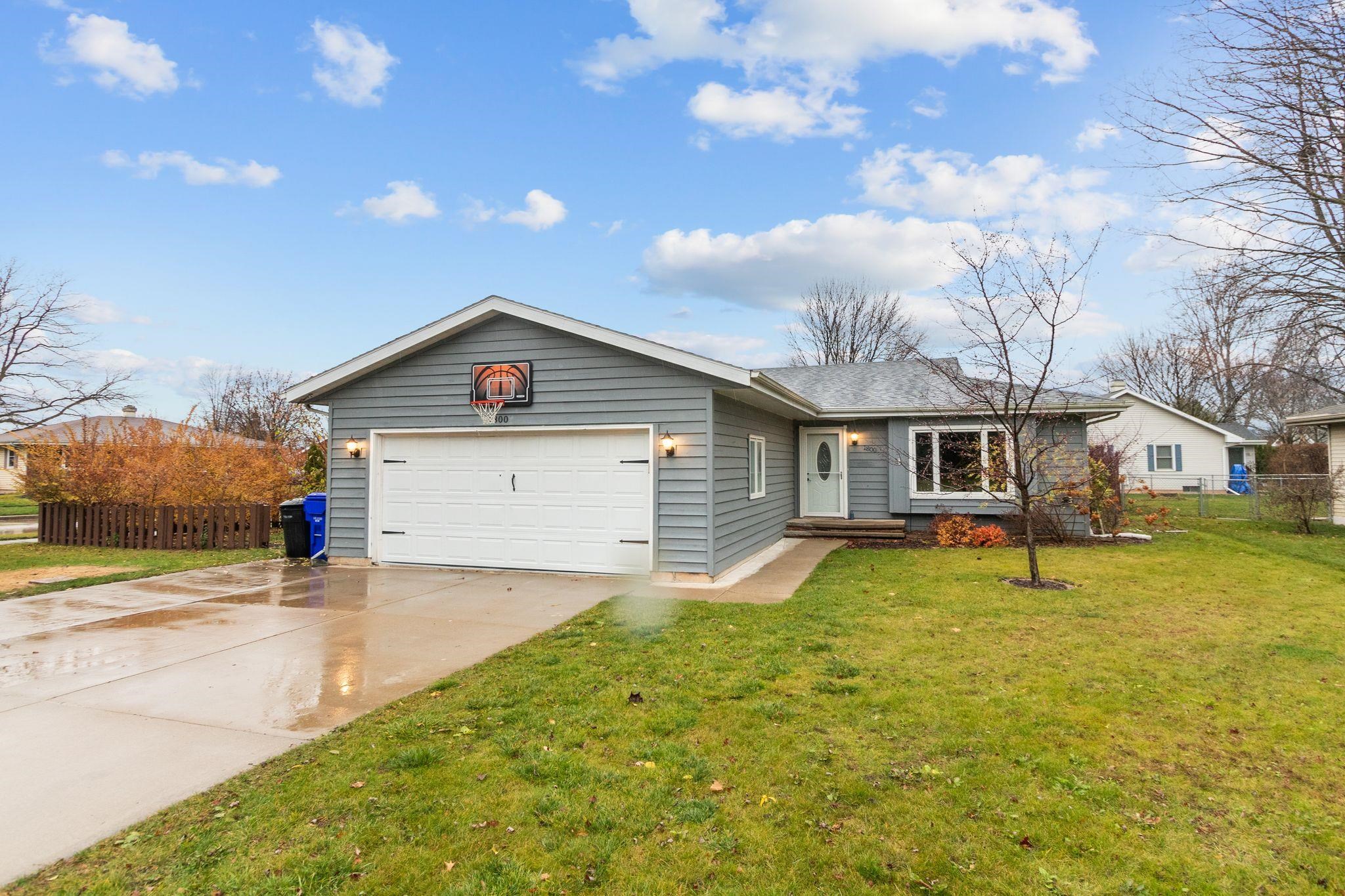 1800 Schaefer Circle Appleton, WI 54915 - Photo 1 of 1 Gallery Image 1