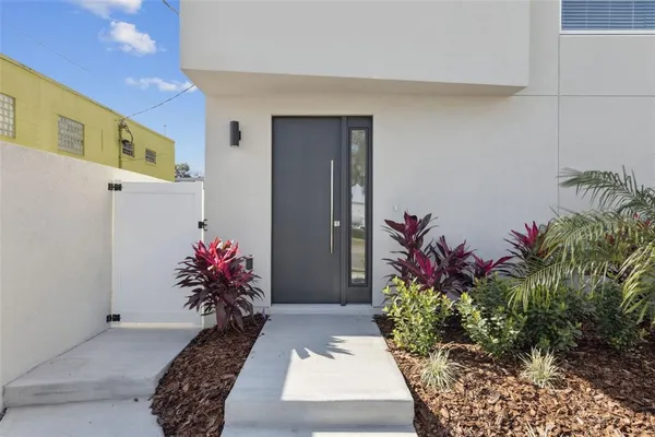 $4,095 | 544 North Bumby Avenue, Unit 5, Orlando, FL 32803