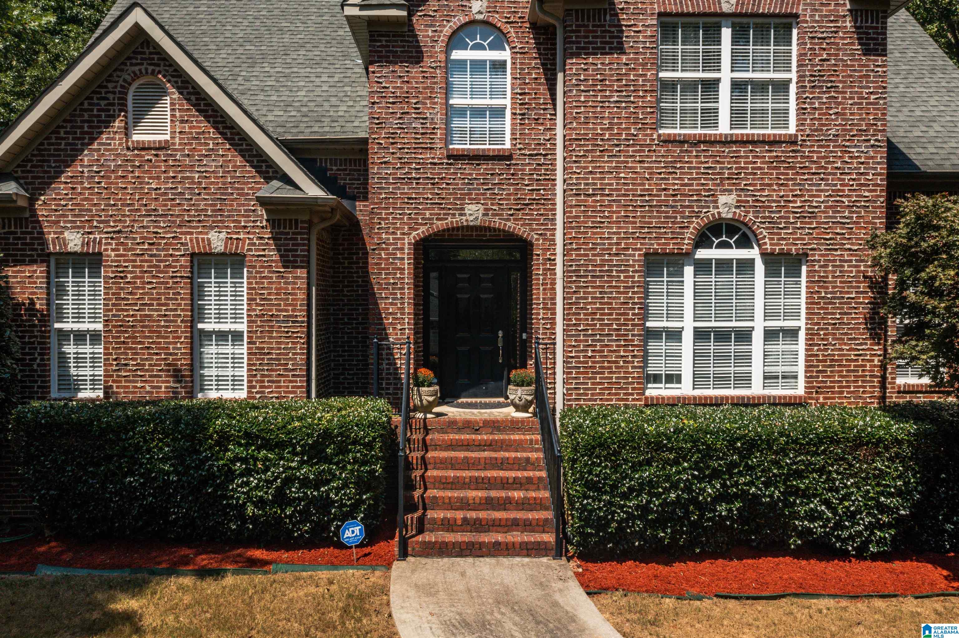 136 Hackberry Circle Chelsea, AL 35043 - Photo 4 of 49