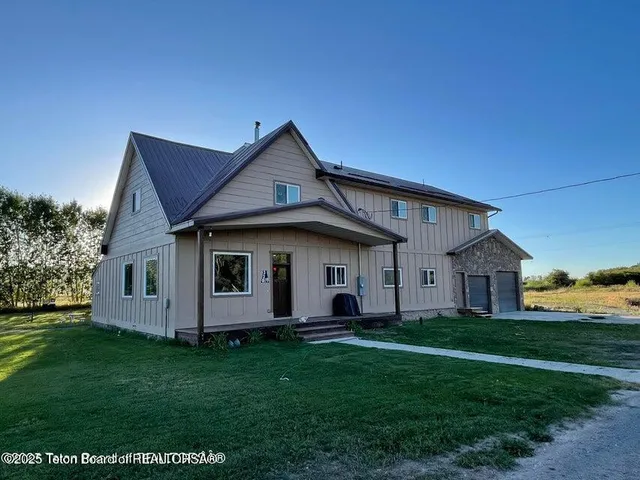 $524,900 | 332 Collett Avenue, Cokeville, WY 83114