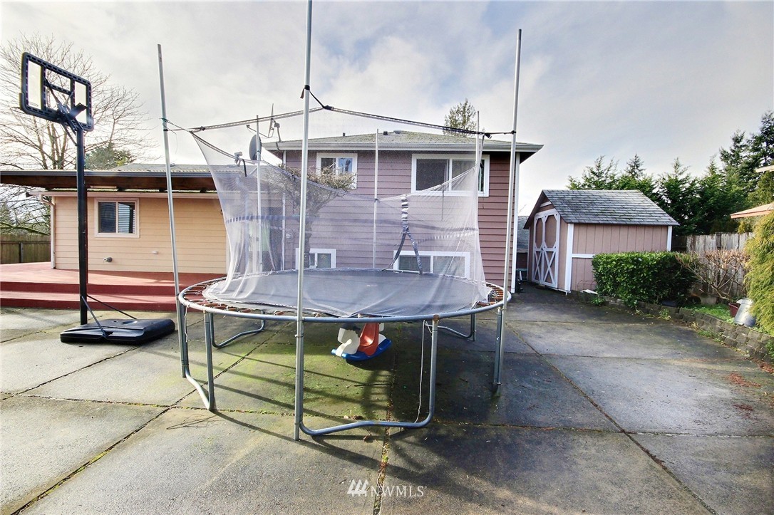 19014 129th Place Southeast Renton, WA 98058 - Photo 18 of 18