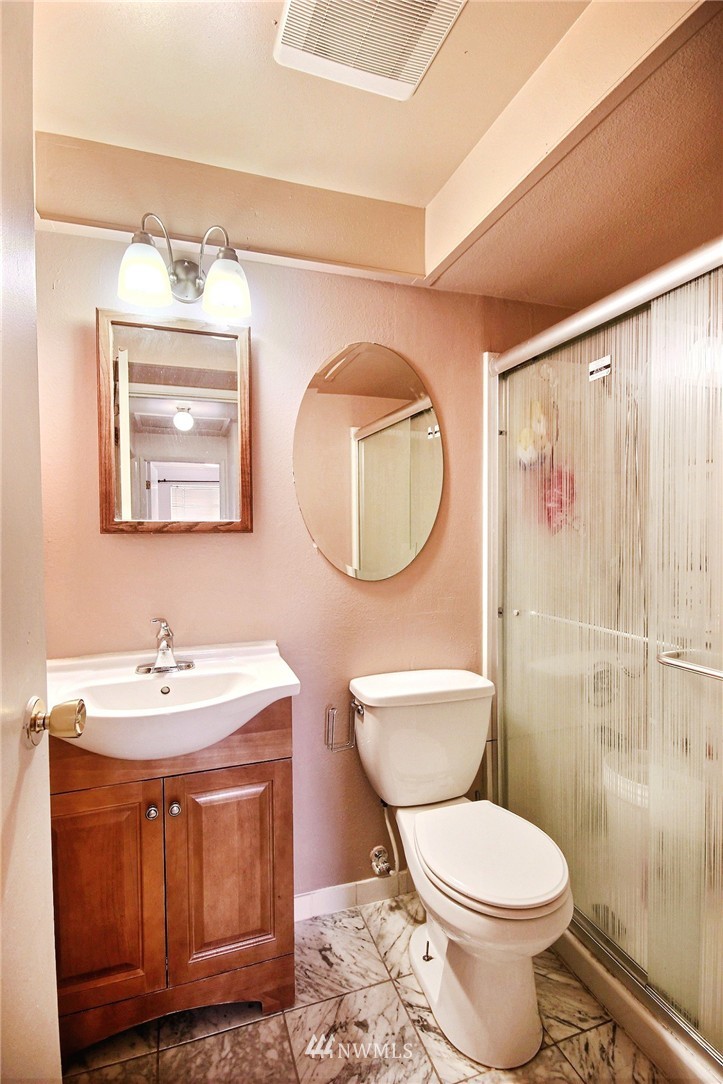19014 129th Place Southeast Renton, WA 98058 - Photo 10 of 18