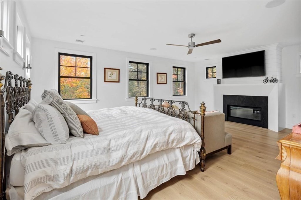 41 Brewster Road Hingham, MA 02043 - Photo 21 of 39 Gallery Image 21