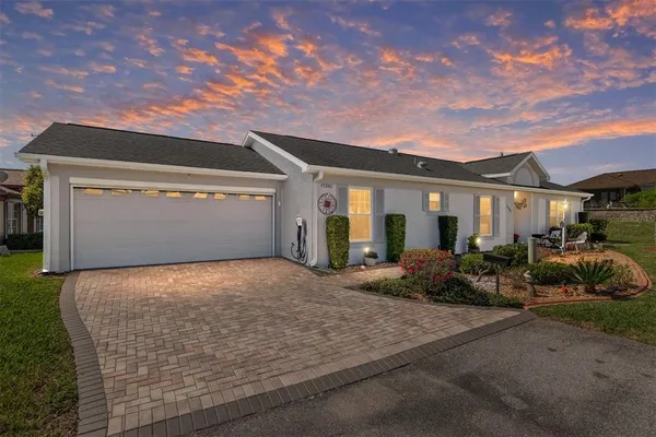 $299,900 | 17380 Southeast 111th Court, Summerfield, FL 34491