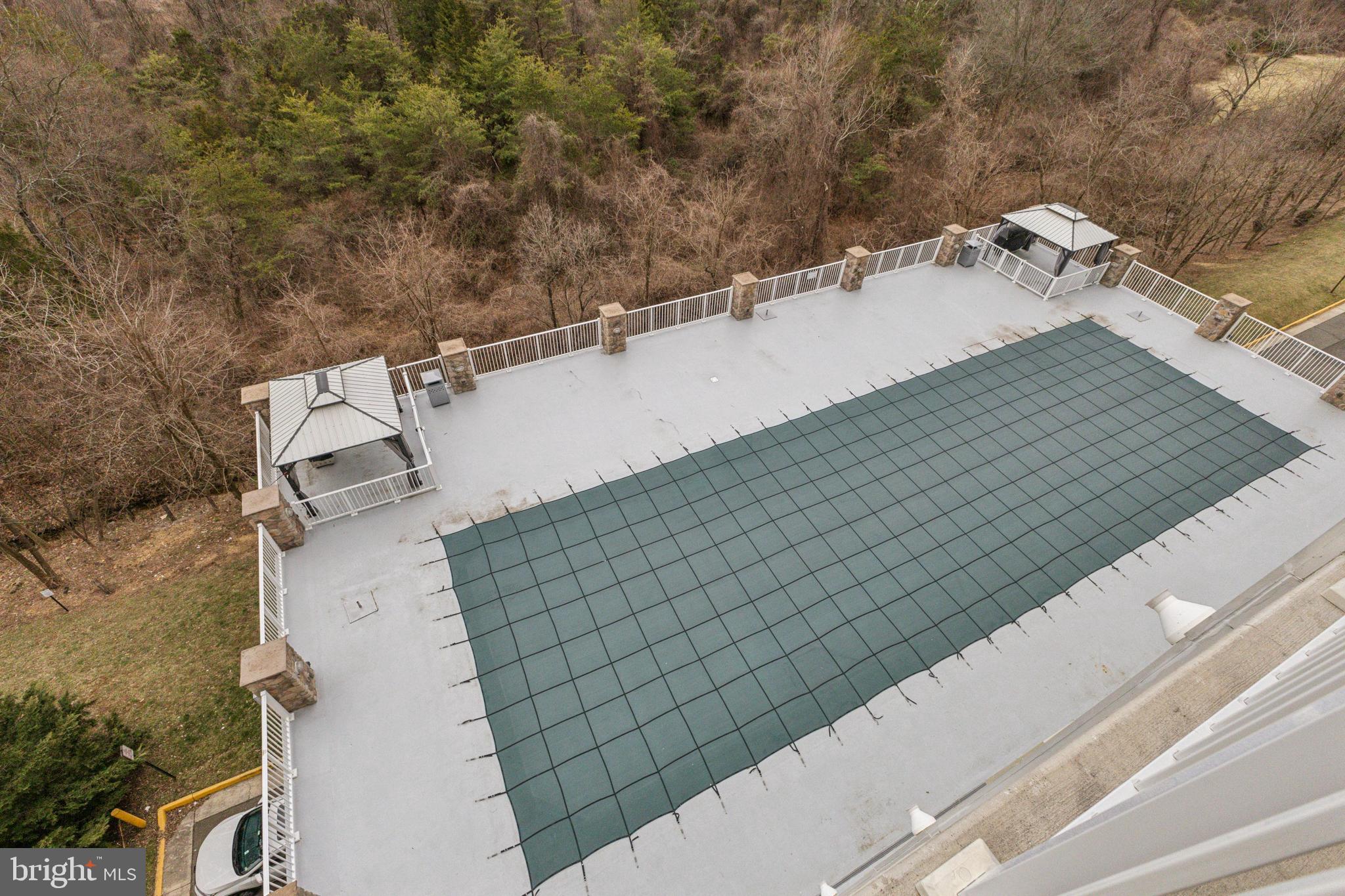 6301 Edsall Road, Unit 513 Alexandria, VA 22312 - Photo 38 of 38 a view of roof