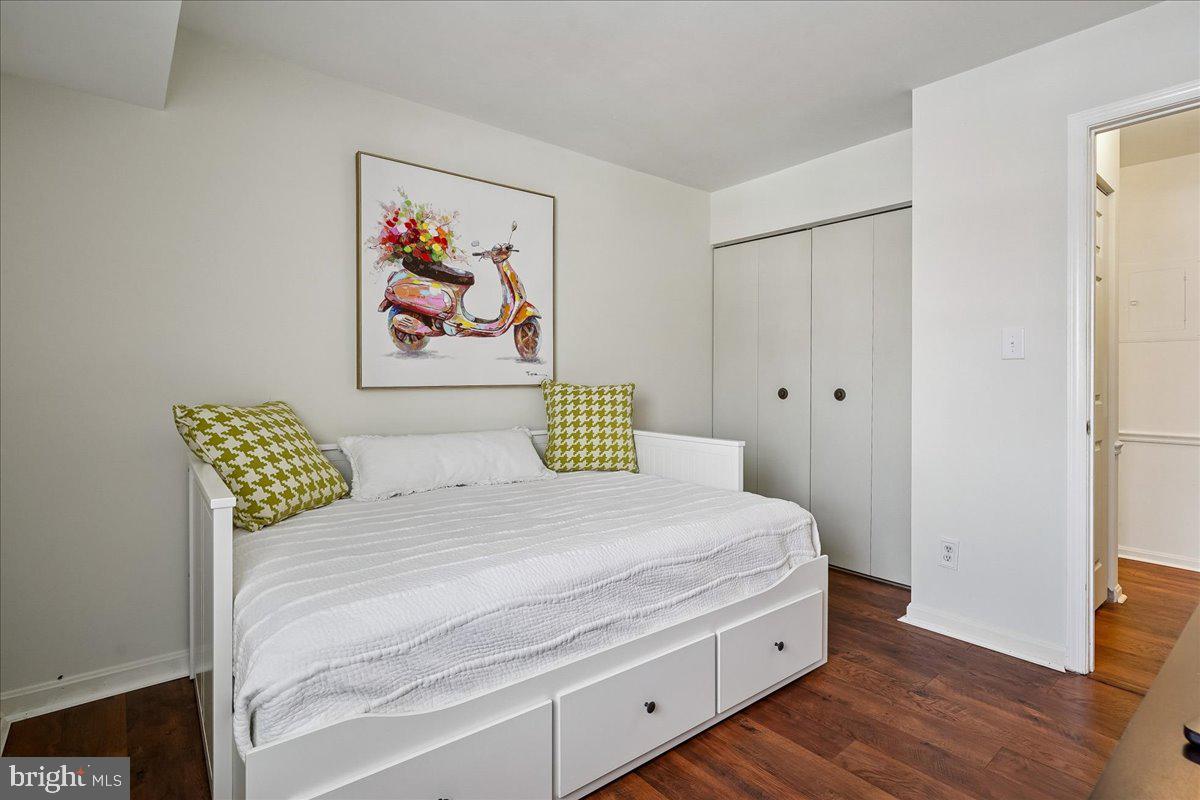 5902 Cove Landing Road, Unit 304 Burke, VA 22015 - Photo 25 of 59