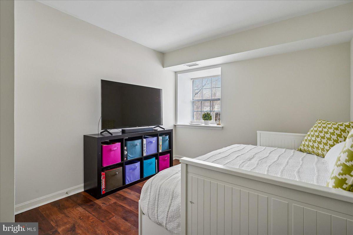 5902 Cove Landing Road, Unit 304 Burke, VA 22015 - Photo 27 of 59