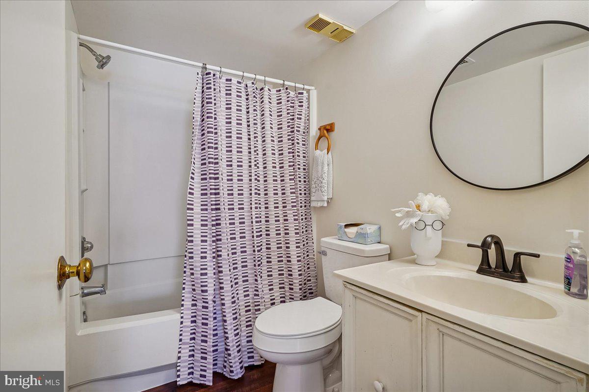 5902 Cove Landing Road, Unit 304 Burke, VA 22015 - Photo 28 of 59