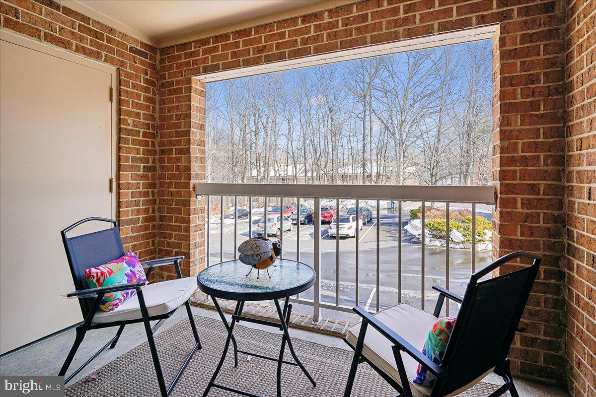 5902 Cove Landing Road, Unit 304 Burke, VA 22015 - Photo 29 of 59