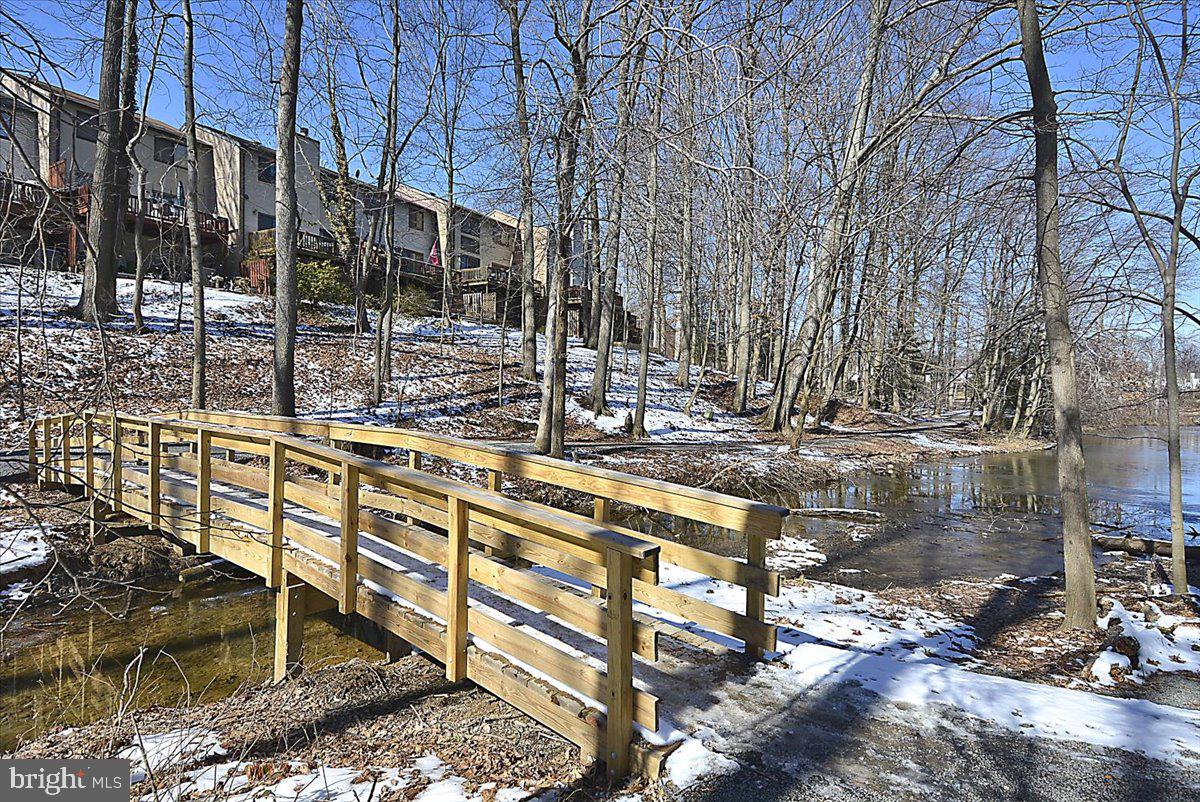 5902 Cove Landing Road, Unit 304 Burke, VA 22015 - Photo 46 of 59