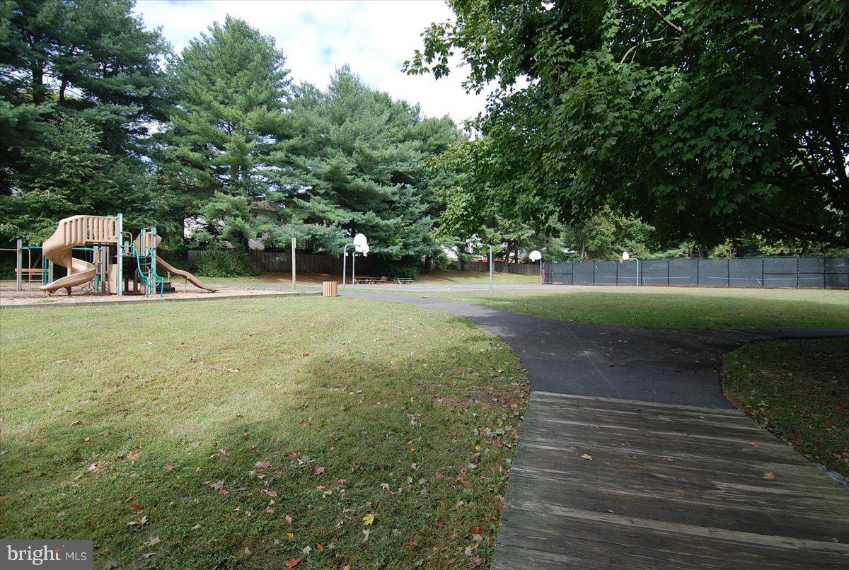 5902 Cove Landing Road, Unit 304 Burke, VA 22015 - Photo 49 of 59