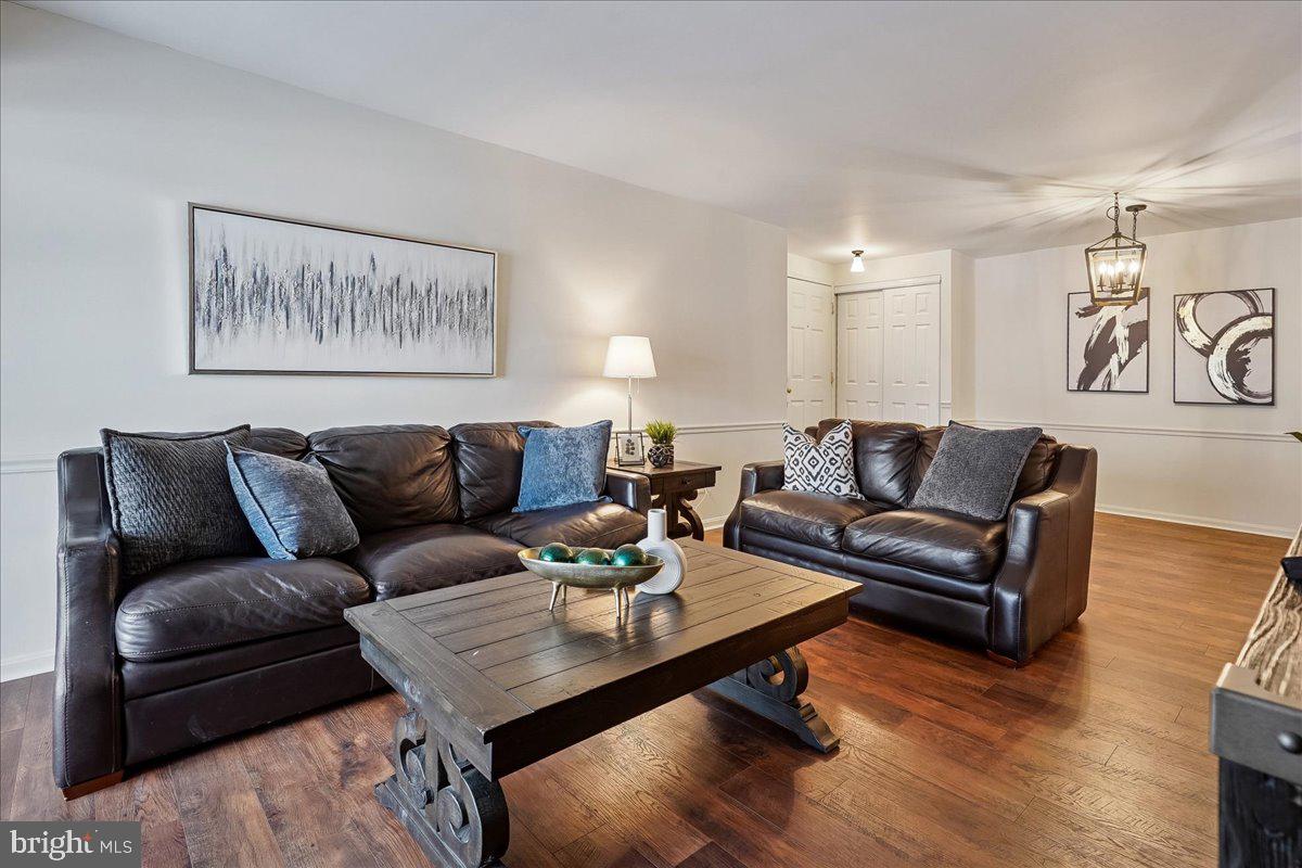 5902 Cove Landing Road, Unit 304 Burke, VA 22015 - Photo 8 of 59