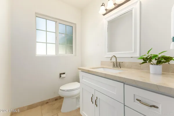 $1,375,000 | 4956 East Clarendon Avenue, Phoenix, AZ 85018