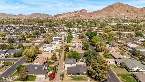 $1,375,000 | 4956 East Clarendon Avenue, Phoenix, AZ 85018