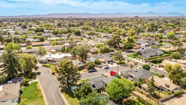 $1,375,000 | 4956 East Clarendon Avenue, Phoenix, AZ 85018