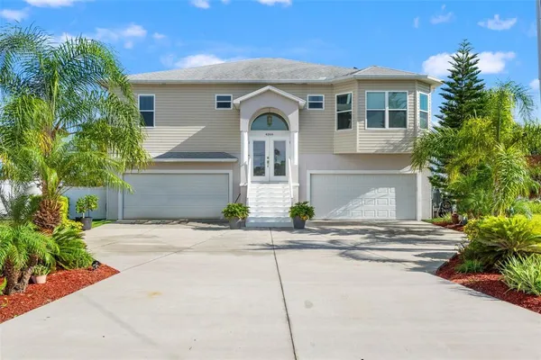 $1,100,000 | 4366 6th Isle Drive, Hernando Beach, FL 34607