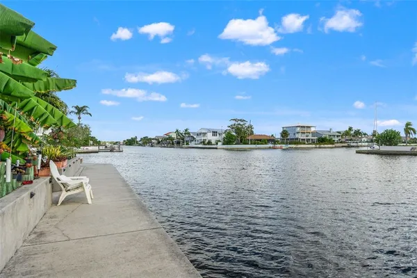 $1,100,000 | 4366 6th Isle Drive, Hernando Beach, FL 34607