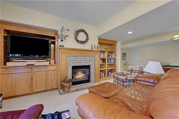 $520,000 | 5708 Northwest 110th Court, Kansas City, MO 64154