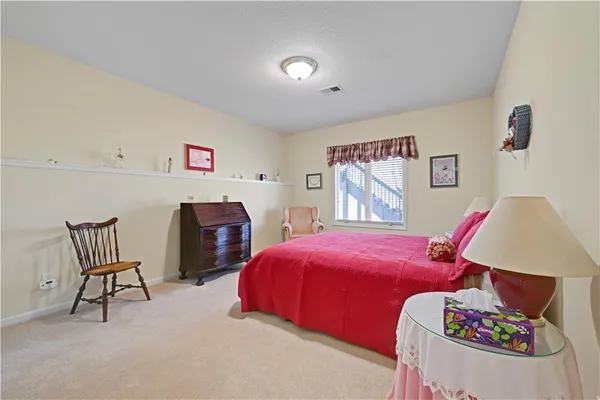 $520,000 | 5708 Northwest 110th Court, Kansas City, MO 64154