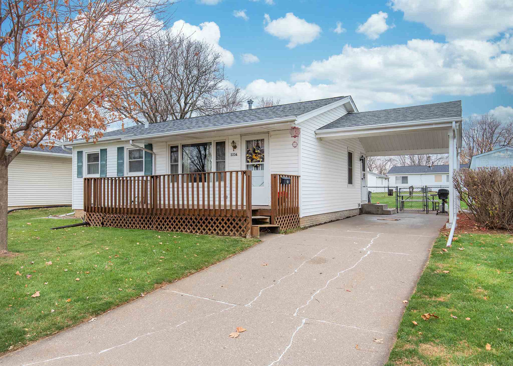 2234 Maplecrest Road Bettendorf, IA 52722 - Photo 1 of 22 Gallery Image 1