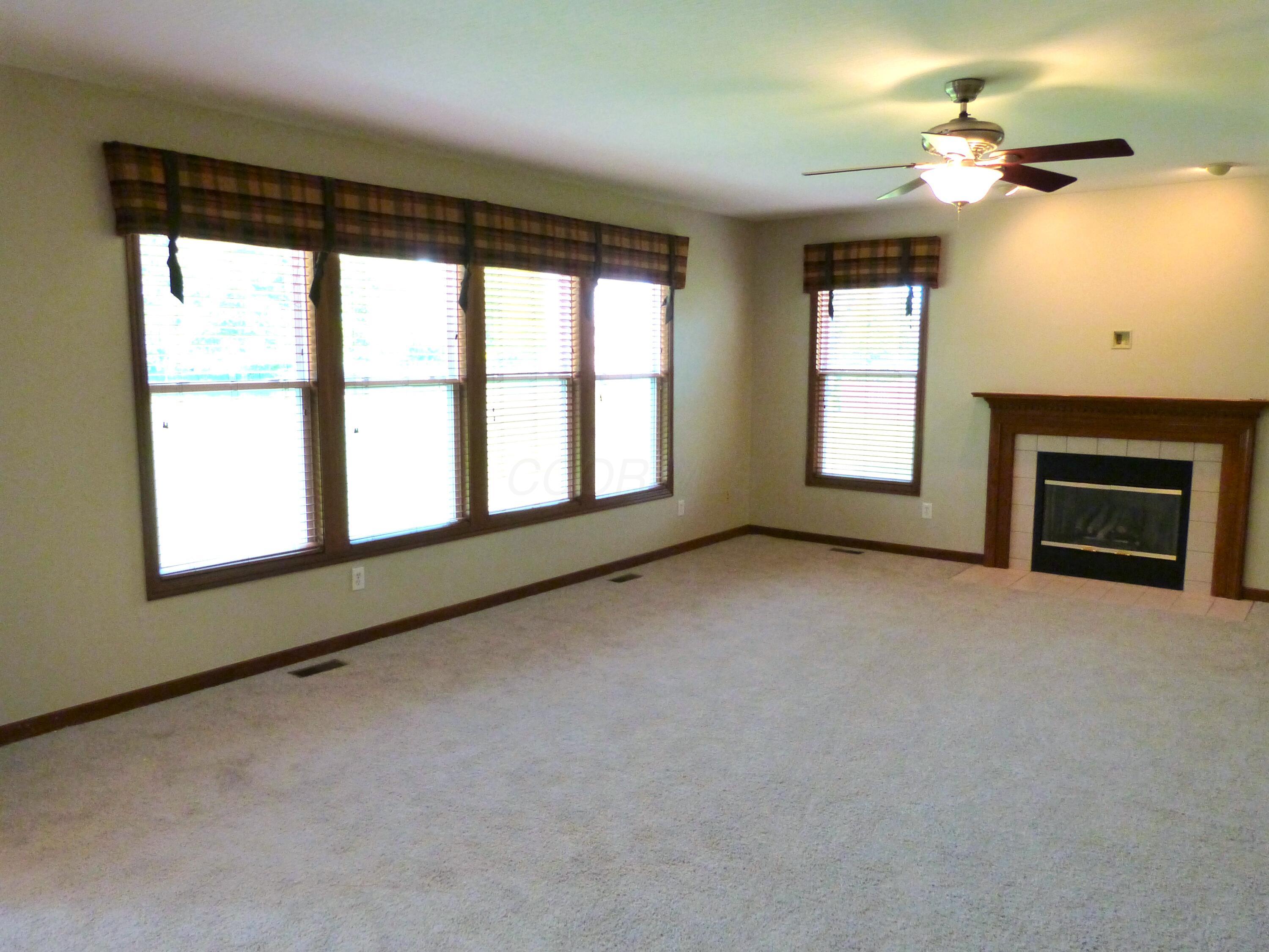 2360 Rufus Court Lewis Center, OH 43035 - Photo 13 of 45 Family Room