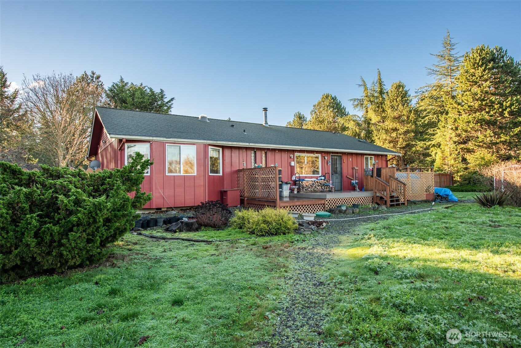 72 West Quail Lane Sequim, WA 98382 - Photo 29 of 29 a front view of a house with garden