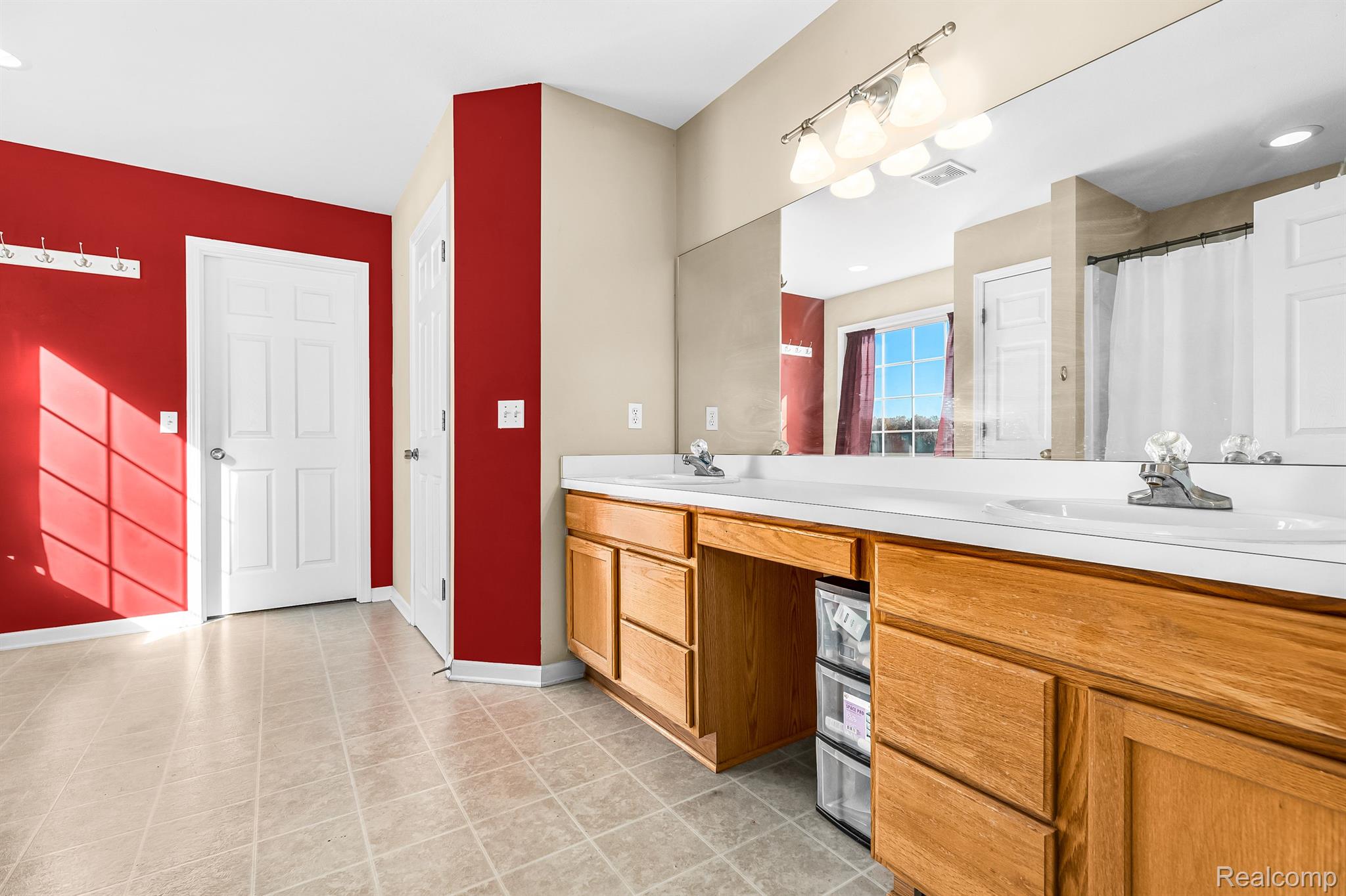 10156 Fenton Road Fenton, MI 48430 - Photo 30 of 45 Gallery Image 30