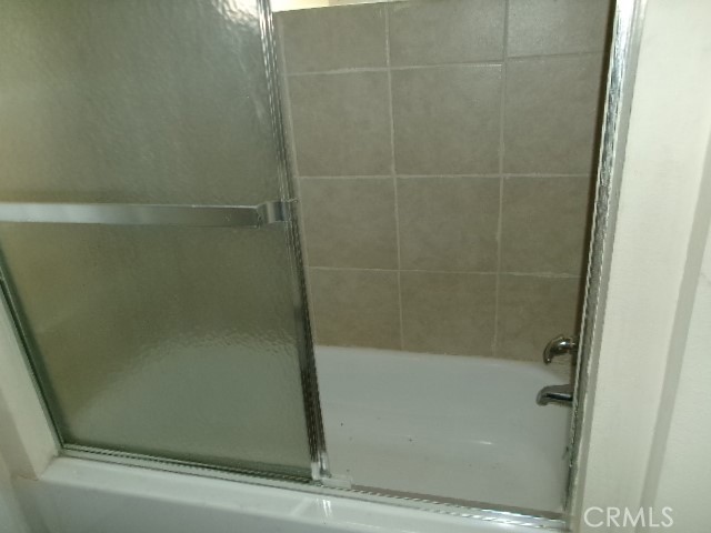 17392 Cache Creek Road Clearlake Oaks, CA 95423 - Photo 25 of 25 a bathroom with a bathtub