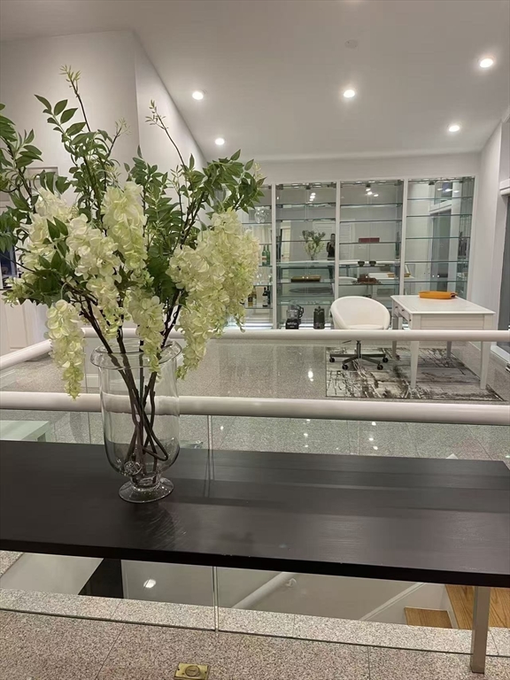 32 Countryside Road Newton, MA 02459 - Photo 11 of 31