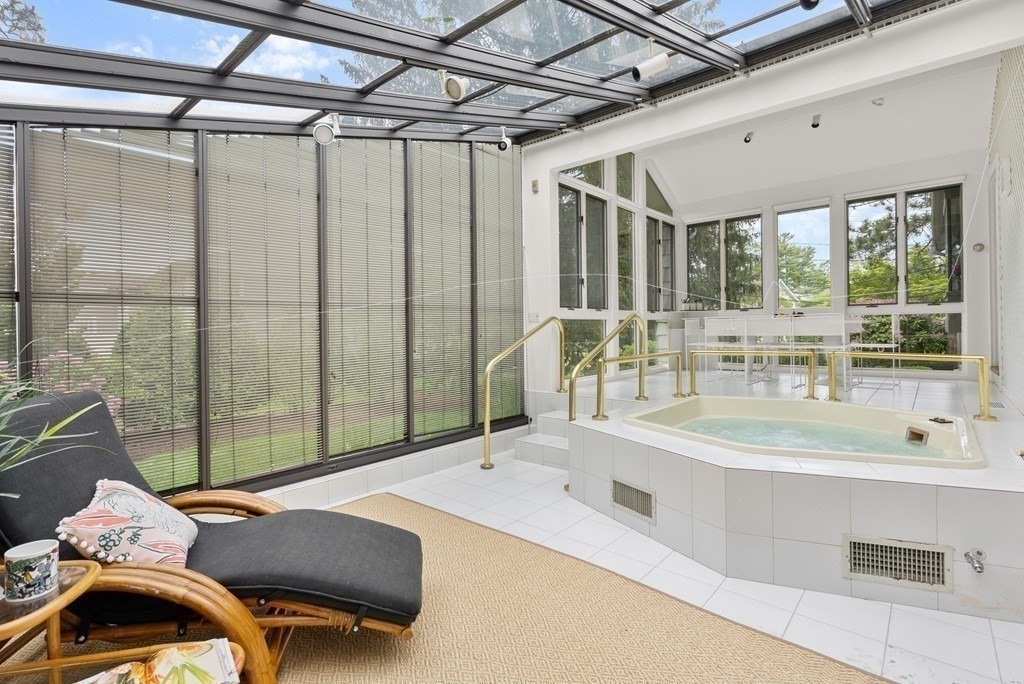 32 Countryside Road Newton, MA 02459 - Photo 12 of 31