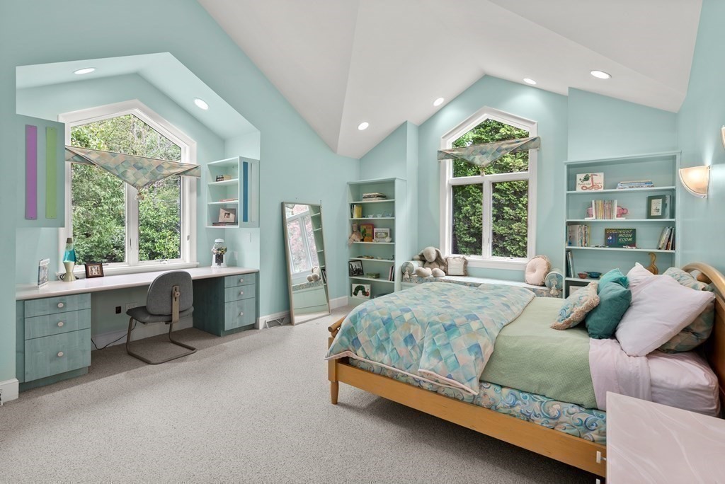 32 Countryside Road Newton, MA 02459 - Photo 18 of 31