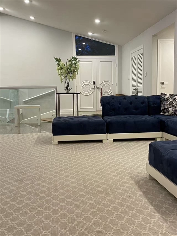 32 Countryside Road Newton, MA 02459 - Photo 5 of 31